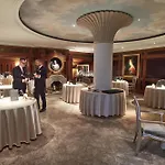 Adlon Kempinski 5*