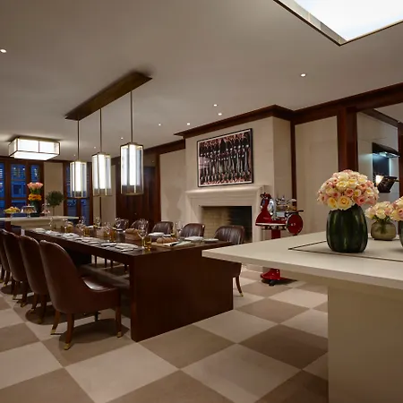 Adlon Kempinski 5*