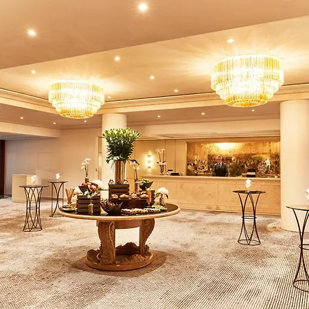Adlon Kempinski Hotell 5*