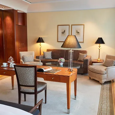 Отель Adlon Kempinski Берлин