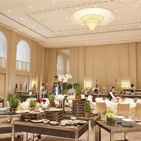 Adlon Kempinski Hotel 5*