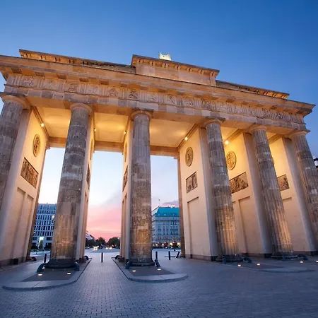 Adlon Kempinski Hotell 5*