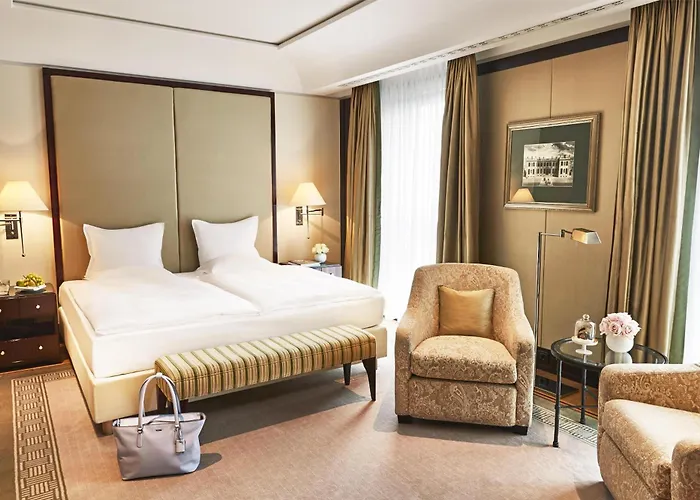 Adlon Kempinski Отель