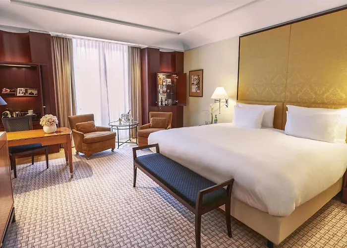 Отель Adlon Kempinski