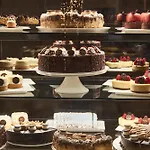 Hotel Adlon Kempinski 5*