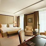Hotel Adlon Kempinski 5*