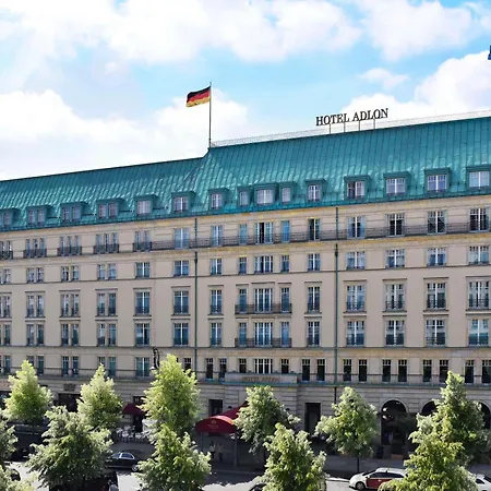 Adlon Kempinski 5*