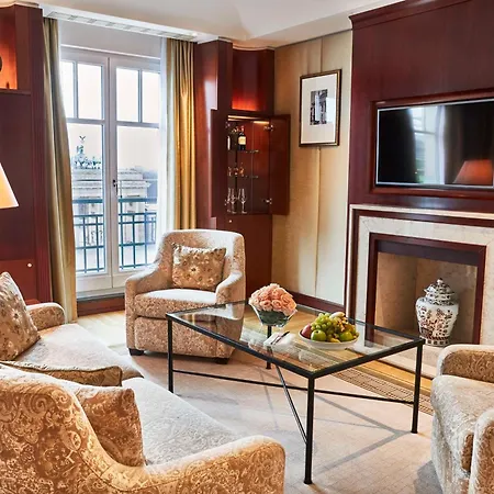 Hotel Adlon Kempinski 5*