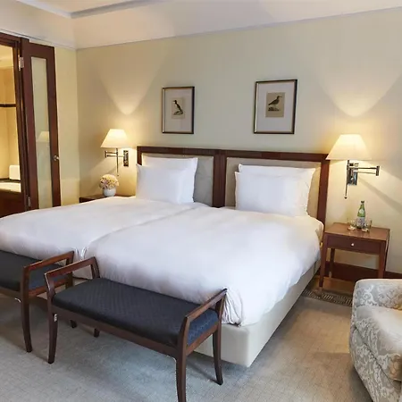 Отель Adlon Kempinski 5*