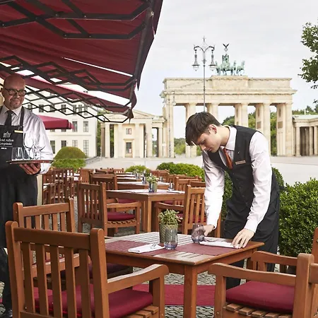Ξενοδοχείο Adlon Kempinski 5*