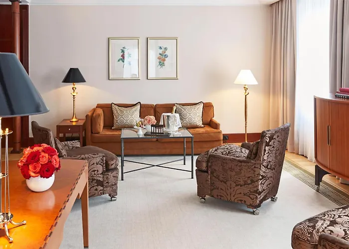Adlon Kempinski 5*