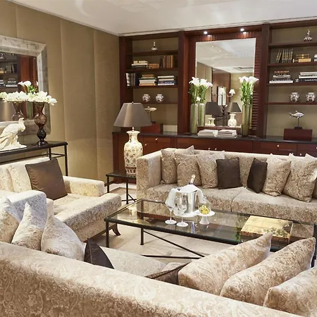 Adlon Kempinski Hotel 5*