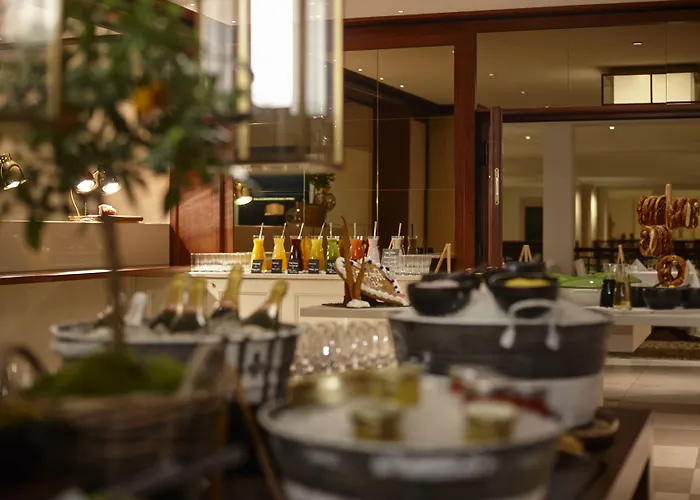 Adlon Kempinski Hotel 5*